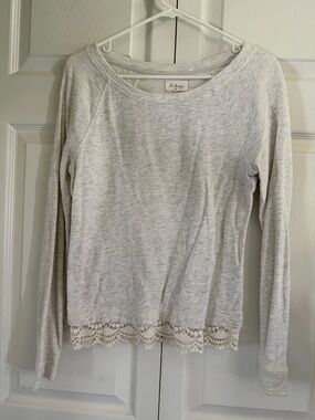 Soft Ivory Lace-Hem Long Sleeve Top